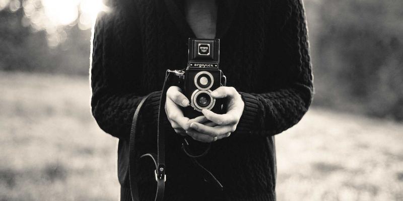 AZR242：融合网站设计、网络技术与虚拟主机的下一代解决方案